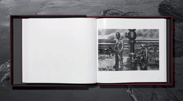 Sebastião Salgado. Kuwait. A Desert on Fire - Imagen 10